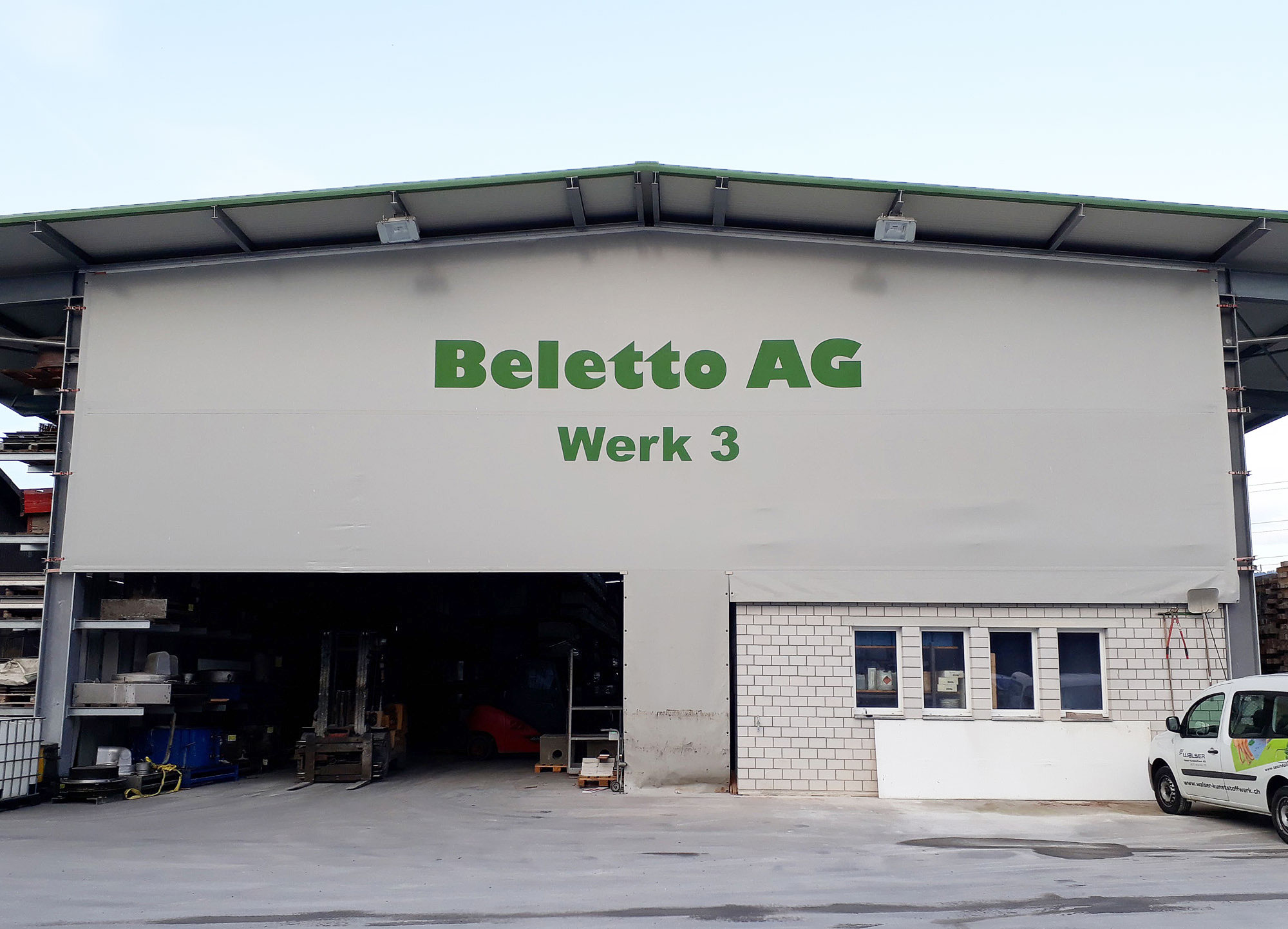 Blachen nach Mass - Fassadenplane bedruckt