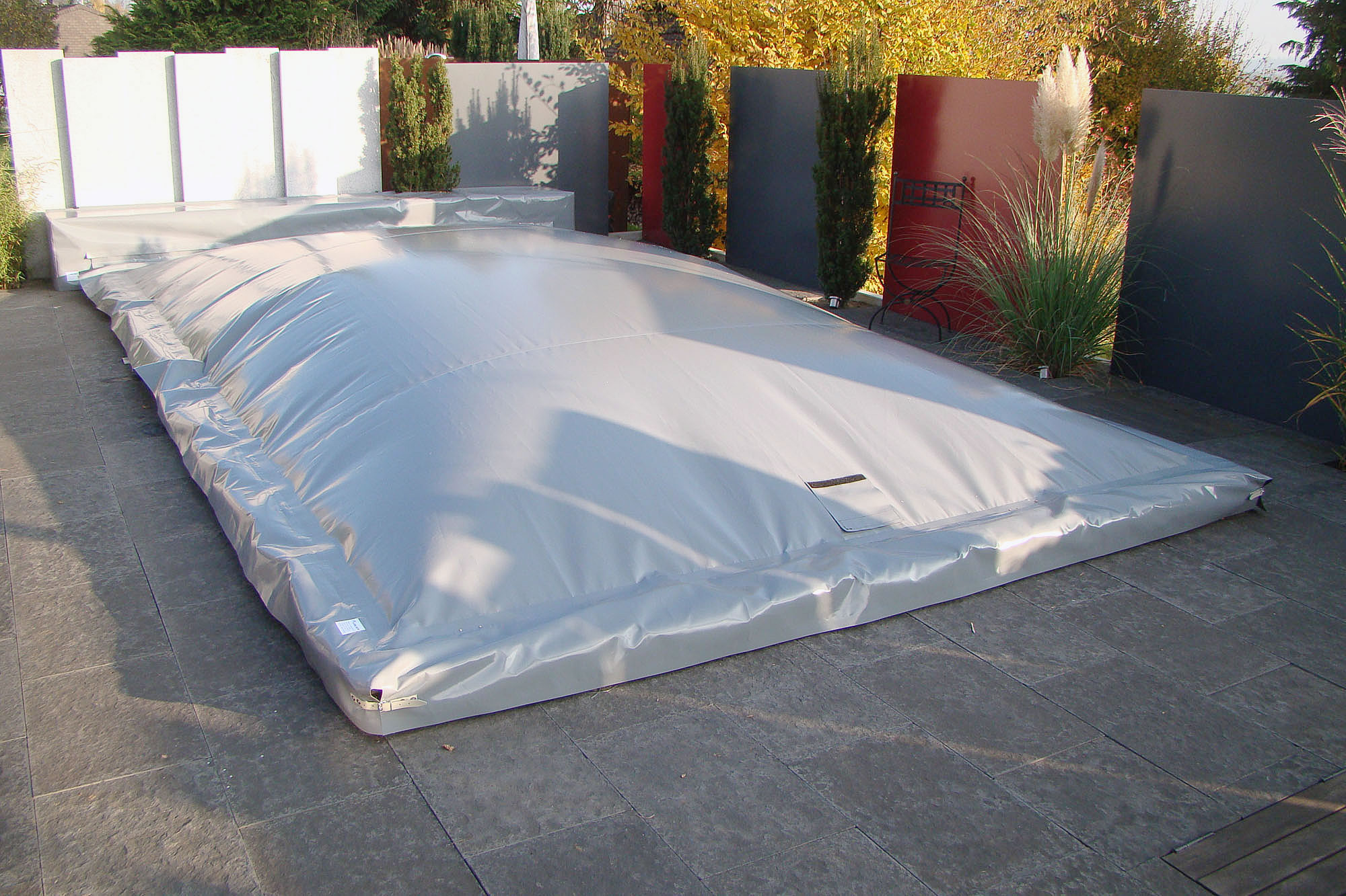 Blachen nach Mass - Poolabdeckung aufblasbar